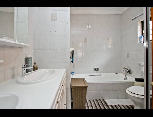 4 BEDROOM HOUSE FOR SALE IN BRUMA